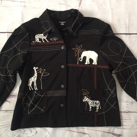 Allison Daley Button Shirt Embroidered Animals - Picture 8 of 8